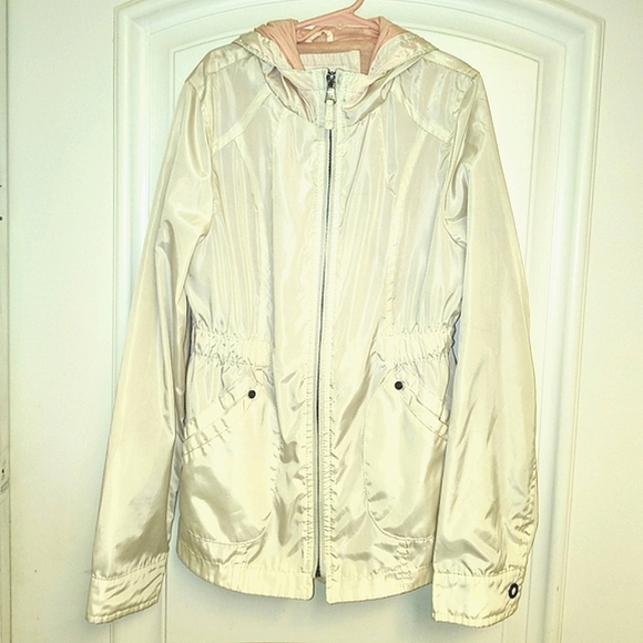 EUC JESSICA SIMPSON WHITE WINDBREAKER WITH PINK LIINING WITH HOOD SIZE L 14/16 - Picture 2 of 6